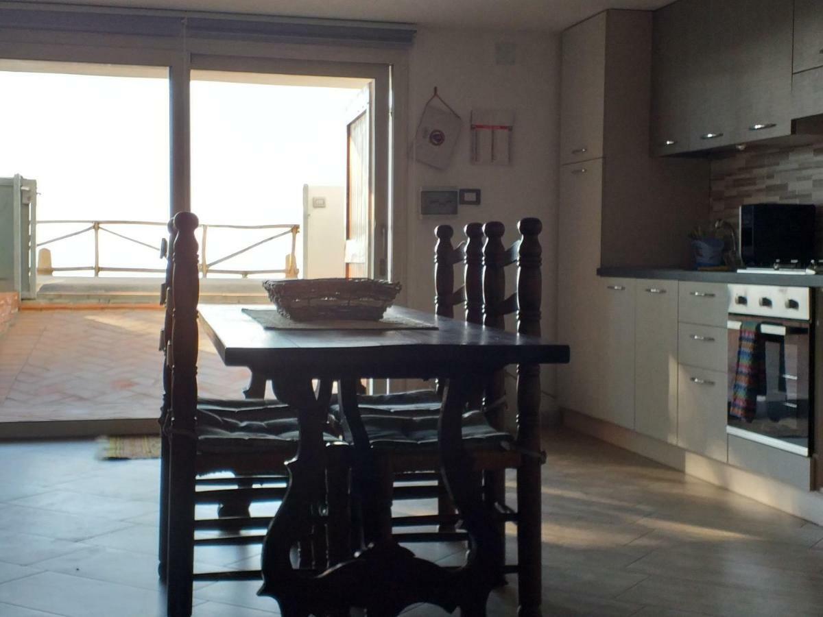 La Cantina Lägenhet Cala Gonone Exteriör bild